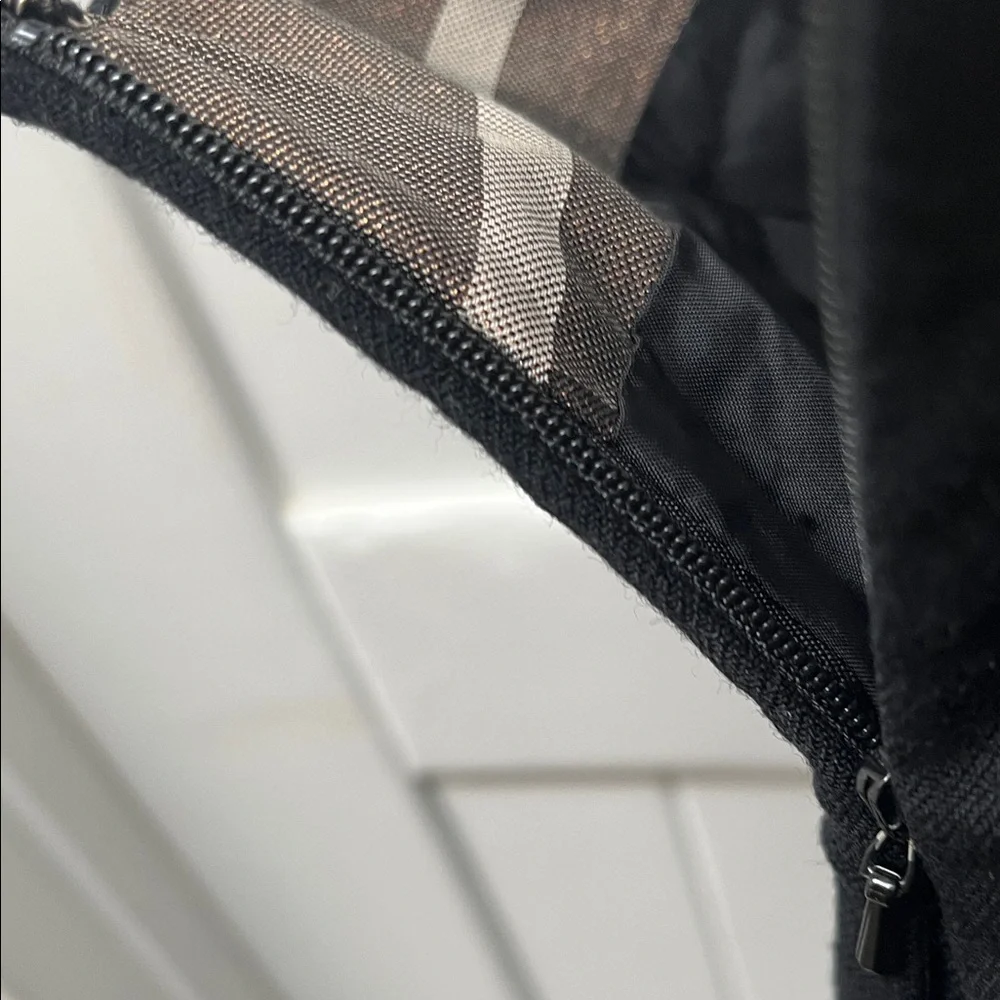 Burberry London Black Wool Skirt And Sweater Set - Picture 6 of 11
